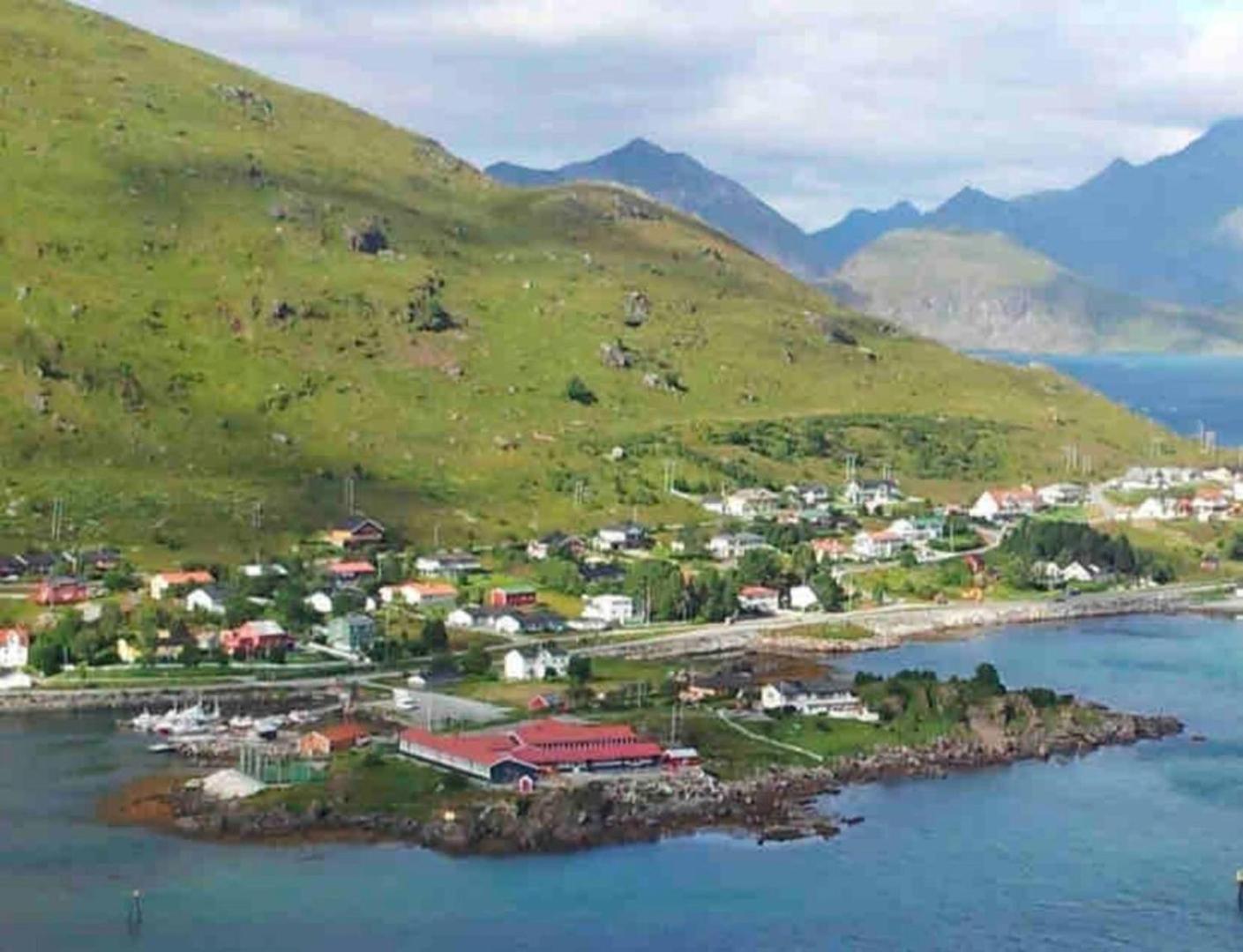 Big House In Amazing Napp, Lofoten ภายนอก รูปภาพ